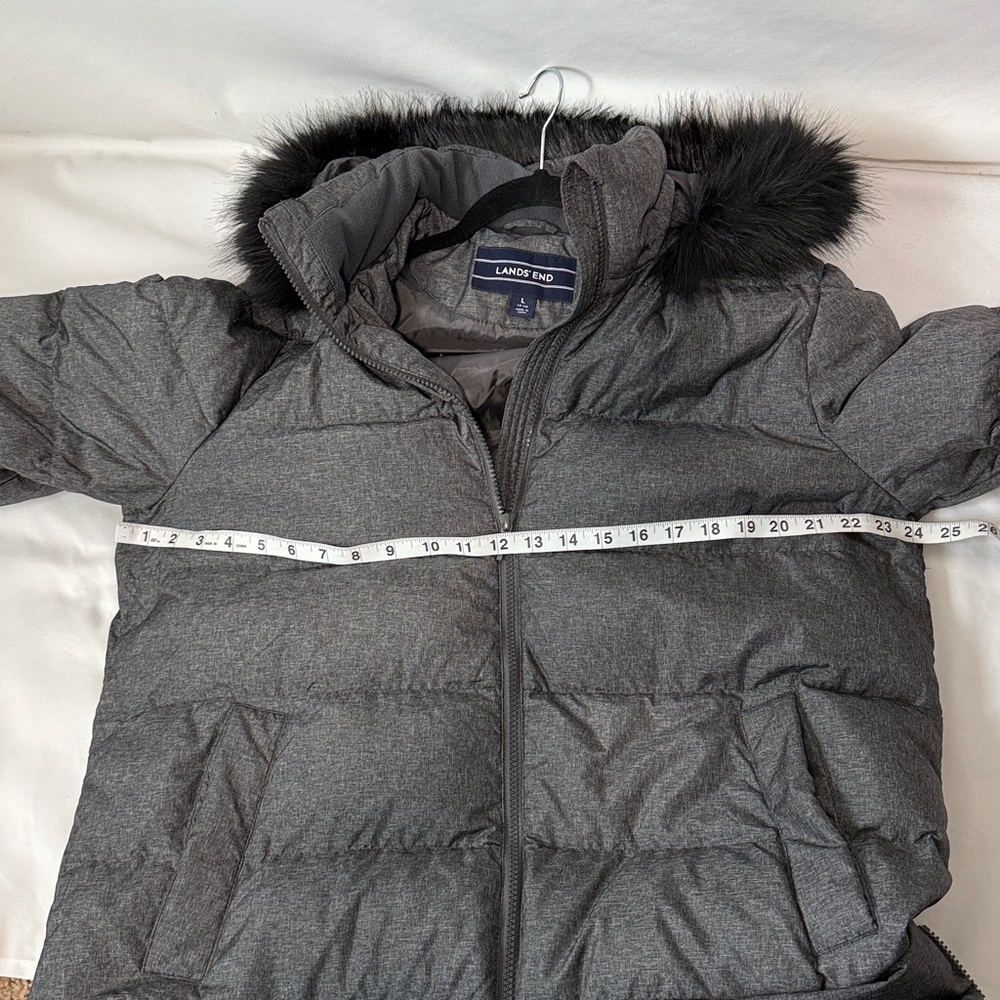 Lands' End Charcoal Puffer Coat with Faux Fur hood - Picture 6 of 9